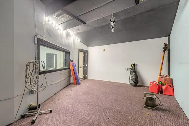 a view of a livingroom with furniture