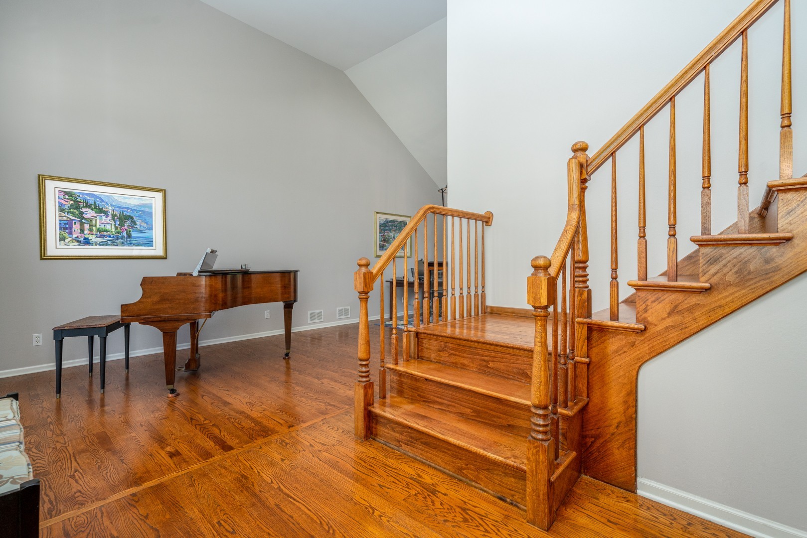 39W224 Bartelt Road Geneva, IL 60134 - Photo 2 of 29