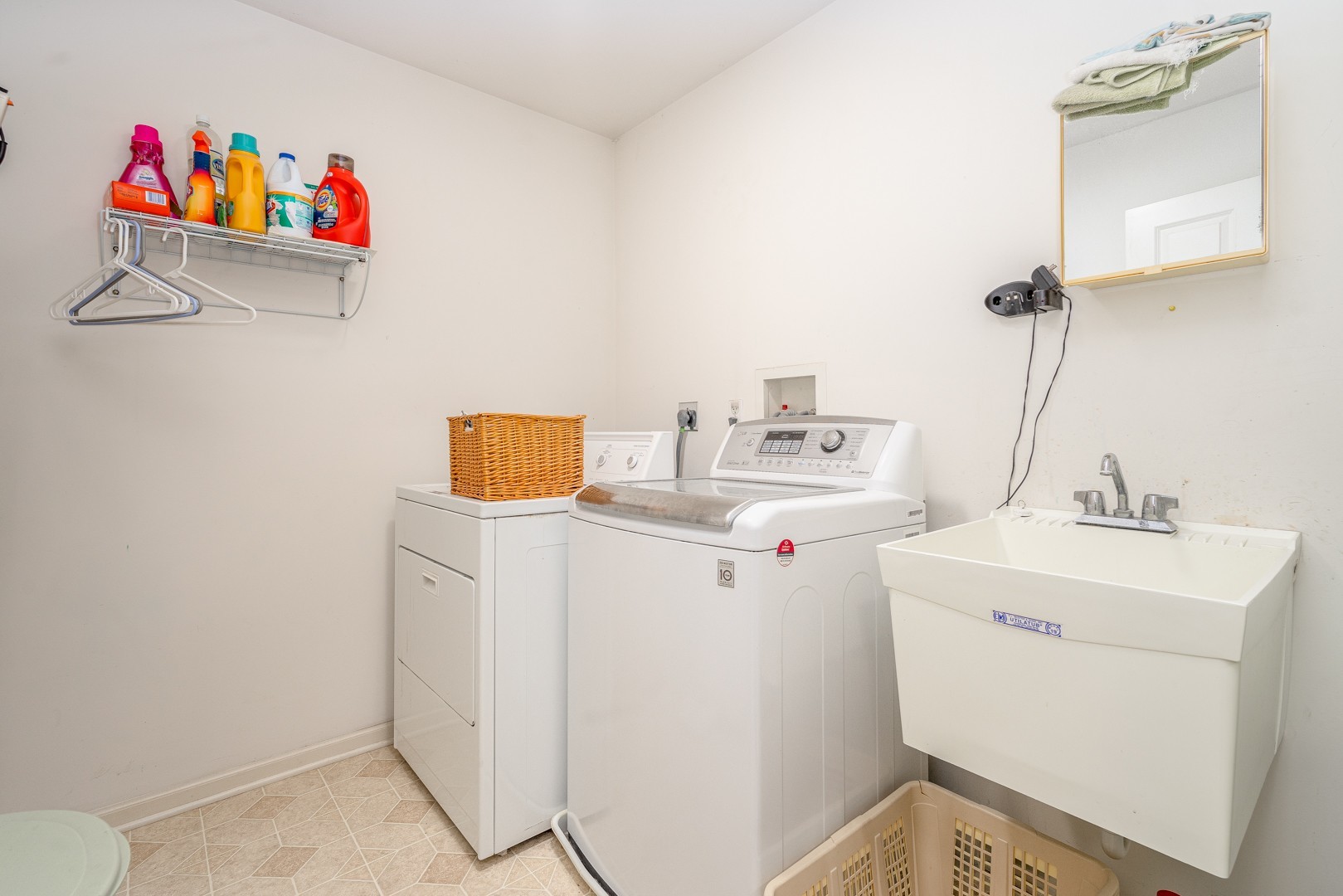 39W224 Bartelt Road Geneva, IL 60134 - Photo 20 of 29