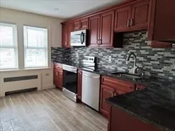 $2,500 | 110 Clay Street, Unit 4, Quincy, MA 02170