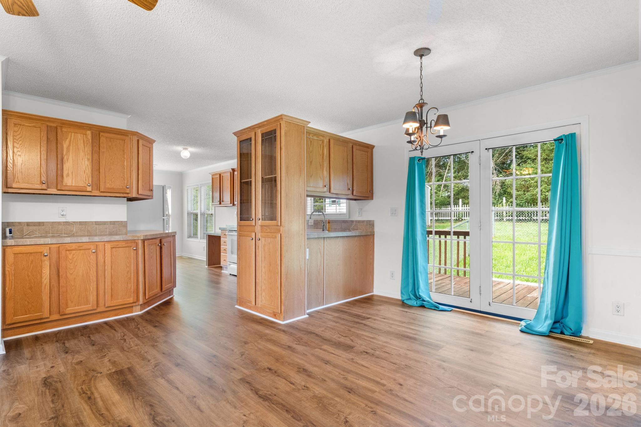 952 Eastern Ridge Drive Newton, NC 28658 - Photo 7 of 48