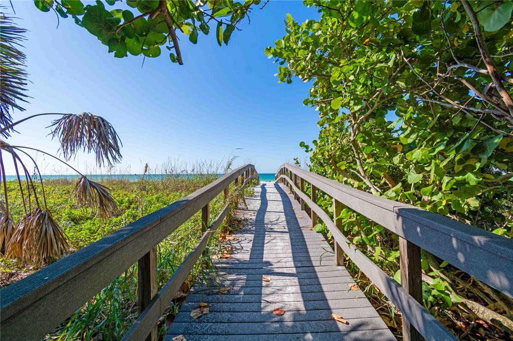 35 79th Terrace Treasure Island, FL 33706 - Photo 16 of 40