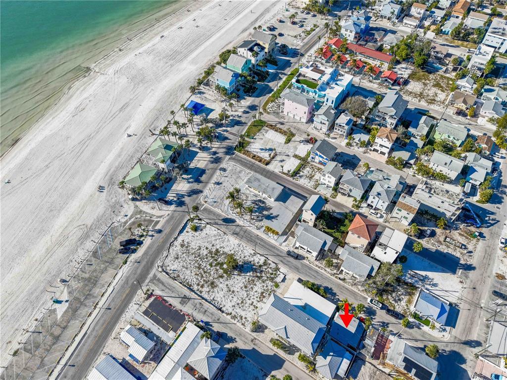 35 79th Terrace Treasure Island, FL 33706 - Photo 28 of 40 a city view with tall buildings