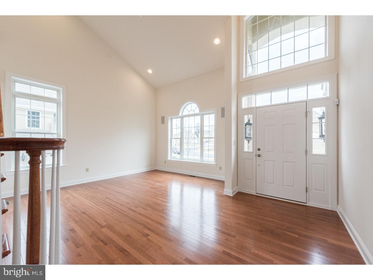 119 North Hillcrest Road Springfield, PA 19064 - Photo 6 of 23 Foyer
