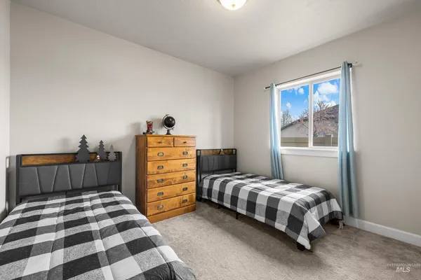 $699,900 | 488 East Whiskey Flats Street, Meridian, ID 83642