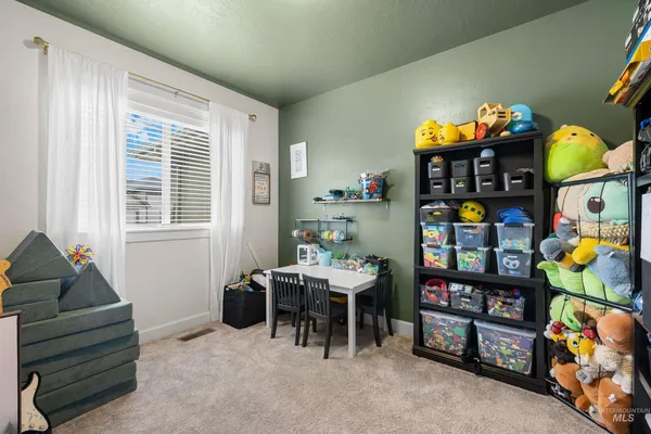 $699,900 | 488 East Whiskey Flats Street, Meridian, ID 83642