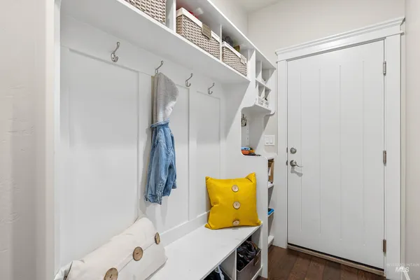 $699,900 | 488 East Whiskey Flats Street, Meridian, ID 83642