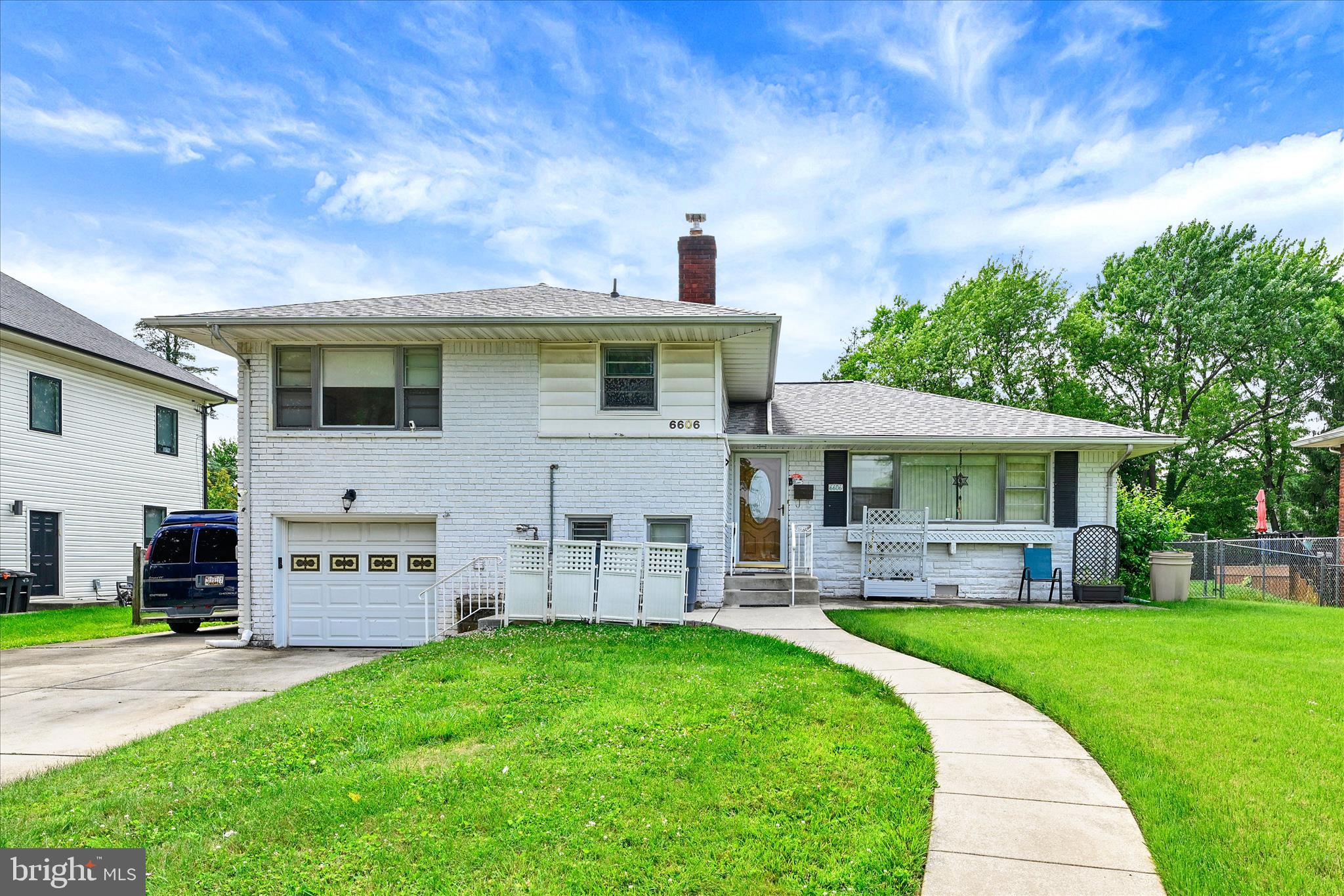 6606 Baythorne Road Baltimore, MD 21209 - Photo 2 of 42