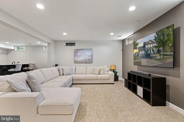 $1,075,000 | 2164 Potomac River Boulevard, Dumfries, VA 22026