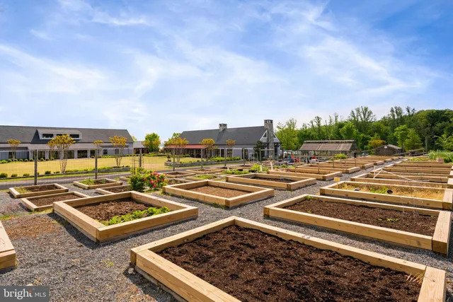 $1,075,000 | 2164 Potomac River Boulevard, Dumfries, VA 22026