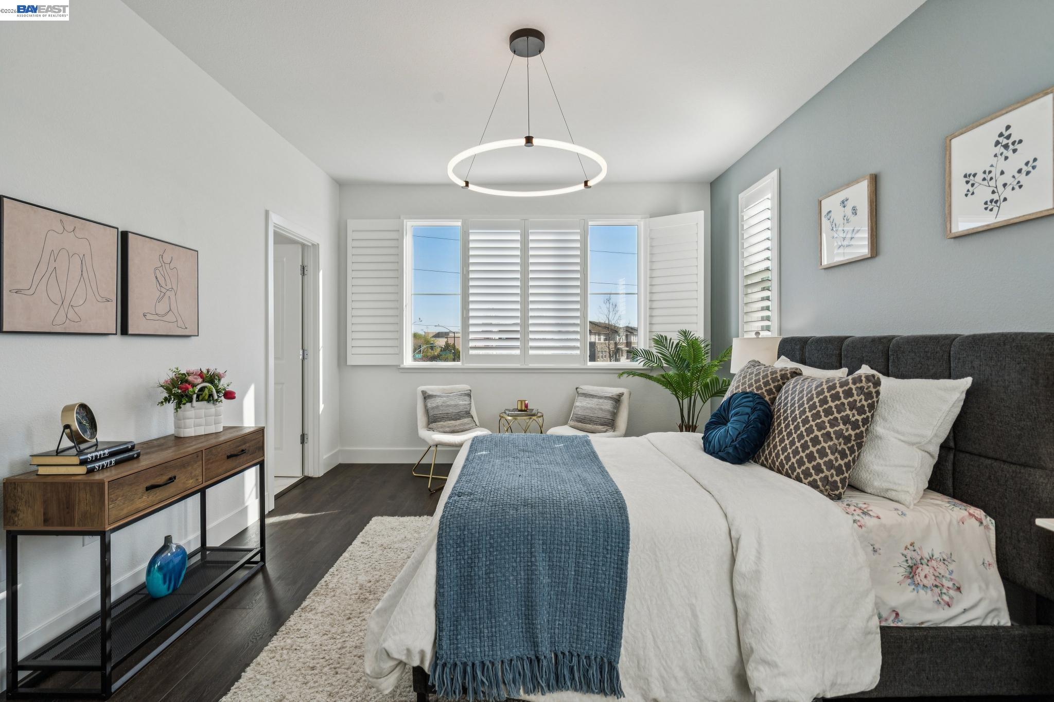 646 Eucalyptus Way Alameda, CA 94501 - Photo 24 of 40 a bedroom with bed and a window