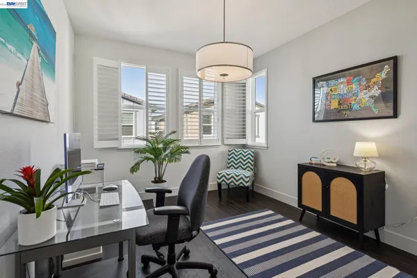 $1,395,000 | 646 Eucalyptus Way, Alameda, CA 94501
