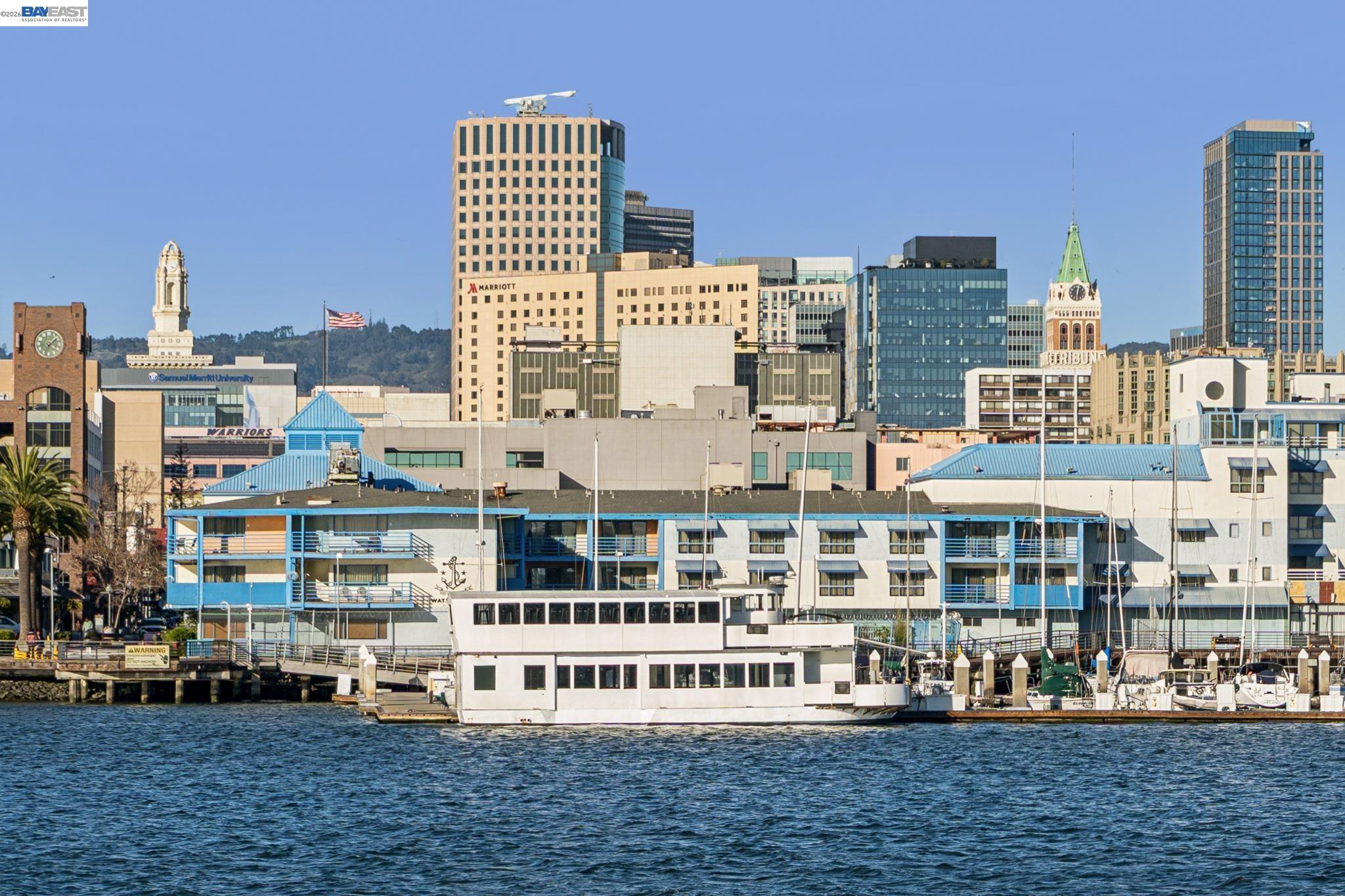 646 Eucalyptus Way Alameda, CA 94501 - Photo 36 of 40 a view of a large building