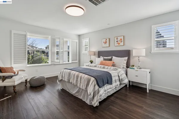 $1,395,000 | 646 Eucalyptus Way, Alameda, CA 94501