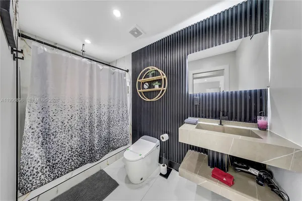 $6,500 | 2612 Southwest 12th Street, Unit MAIN, Miami, FL 33135
