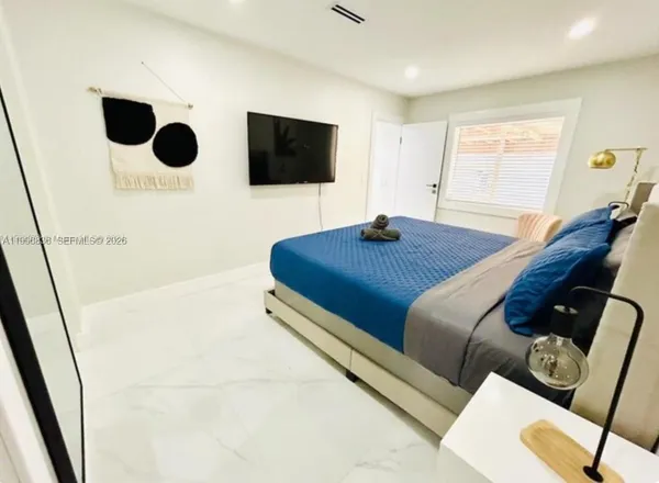 $6,500 | 2612 Southwest 12th Street, Unit MAIN, Miami, FL 33135