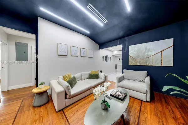$6,500 | 2612 Southwest 12th Street, Unit MAIN, Miami, FL 33135