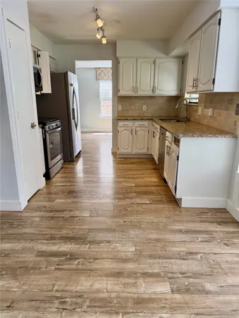 $2,395 | 17844 Park Valley Drive, Round Rock, TX 78681