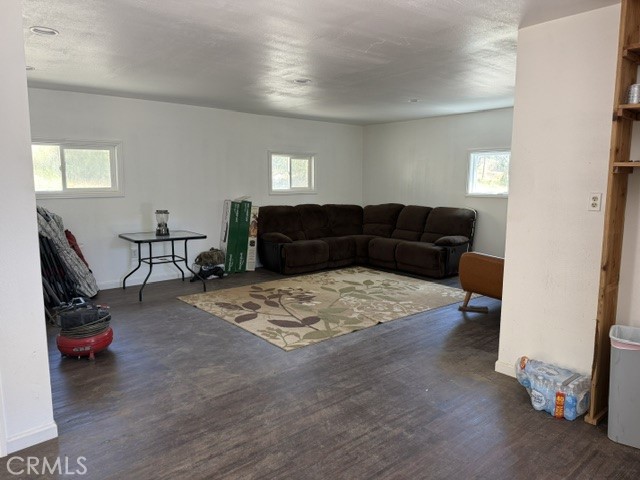 24 North 35 Road Covelo, CA 95428 - Photo 11 of 41 Livingroom/ common area