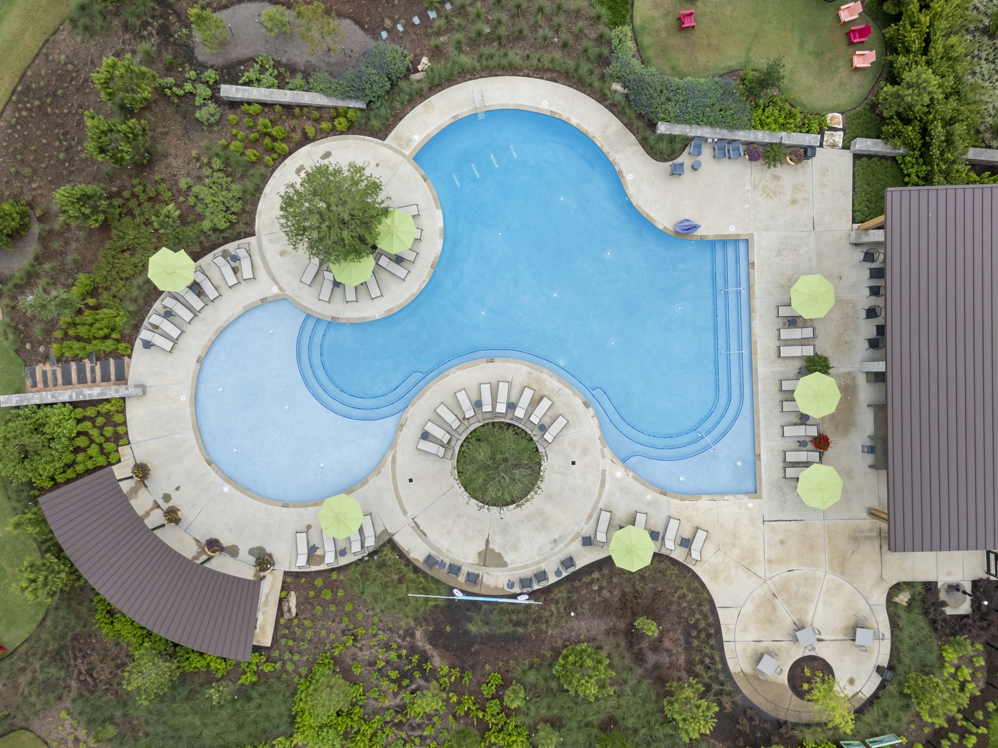 12932 Whitewater Way Conroe, TX 77302 - Photo 38 of 48 Community pool
