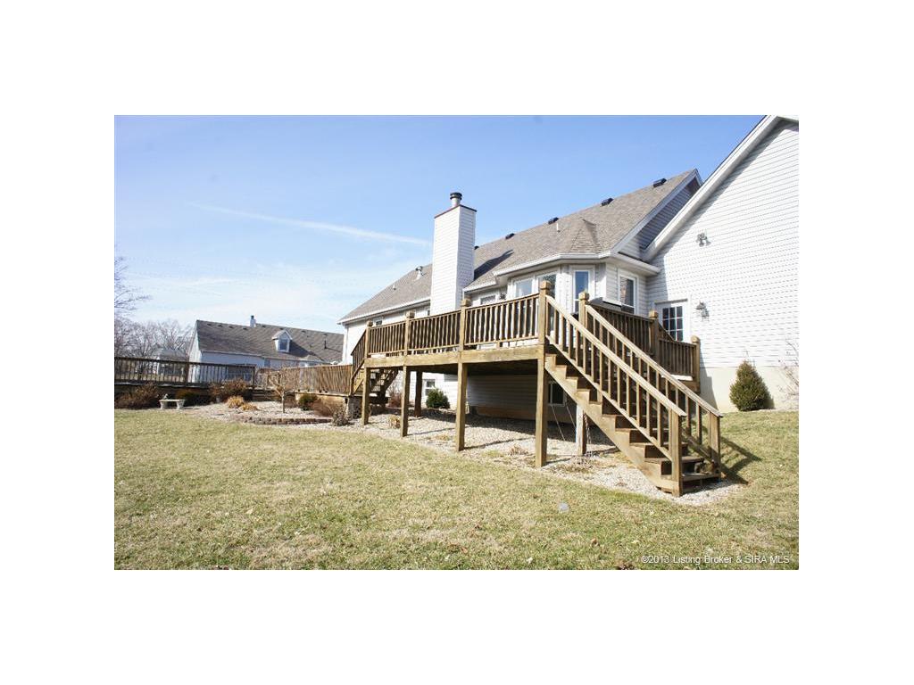 9405 Hunters Ridge Drive Georgetown, IN 47122 - Photo 14 of 79