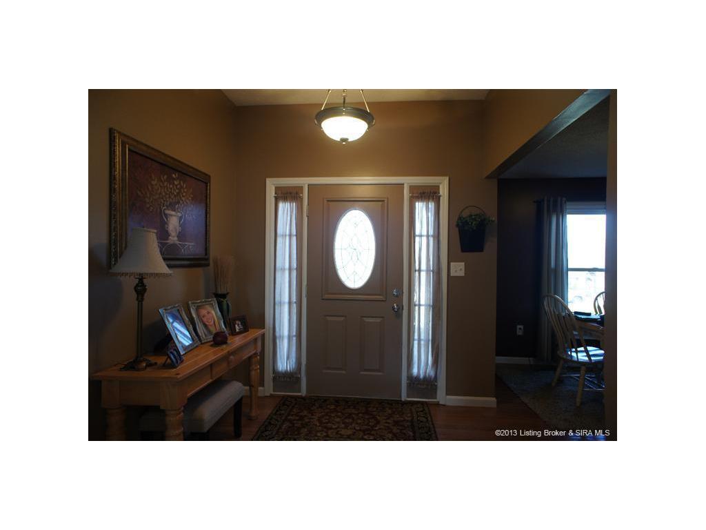 9405 Hunters Ridge Drive Georgetown, IN 47122 - Photo 19 of 79