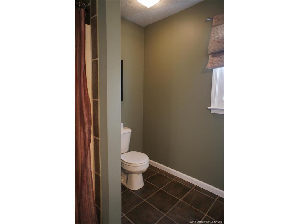 9405 Hunters Ridge Drive Georgetown, IN 47122 - Photo 39 of 79