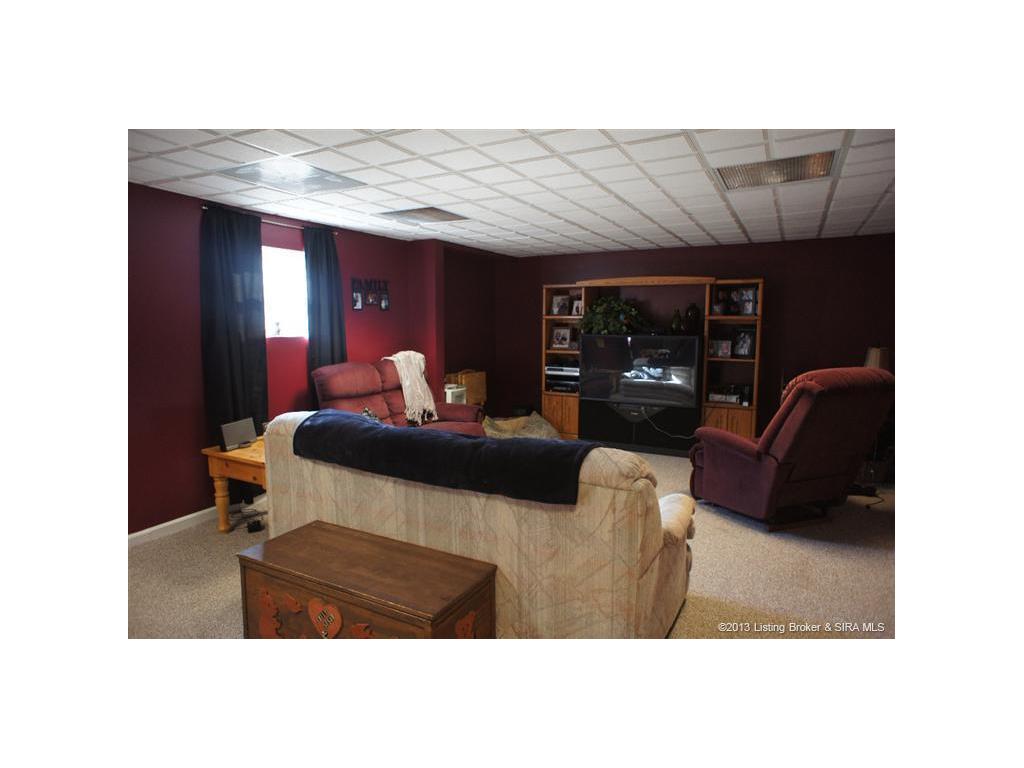 9405 Hunters Ridge Drive Georgetown, IN 47122 - Photo 51 of 79