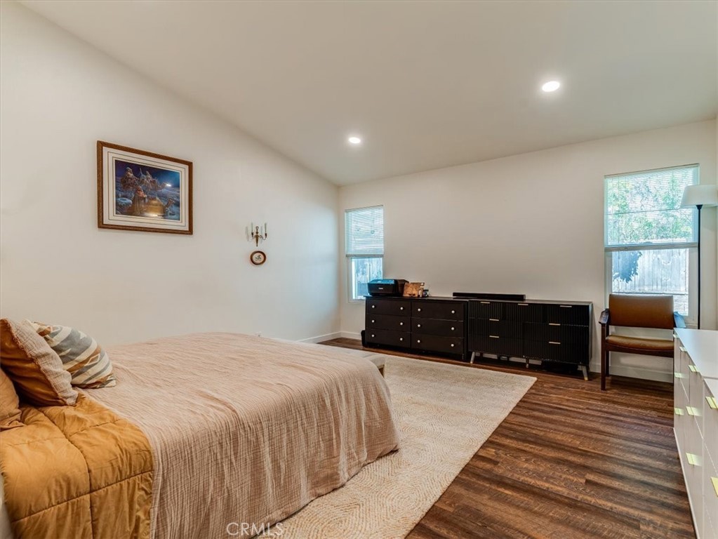 5435 Del Norte Way Santa Maria, CA 93455 - Photo 27 of 60 a bed room with a bed and a view