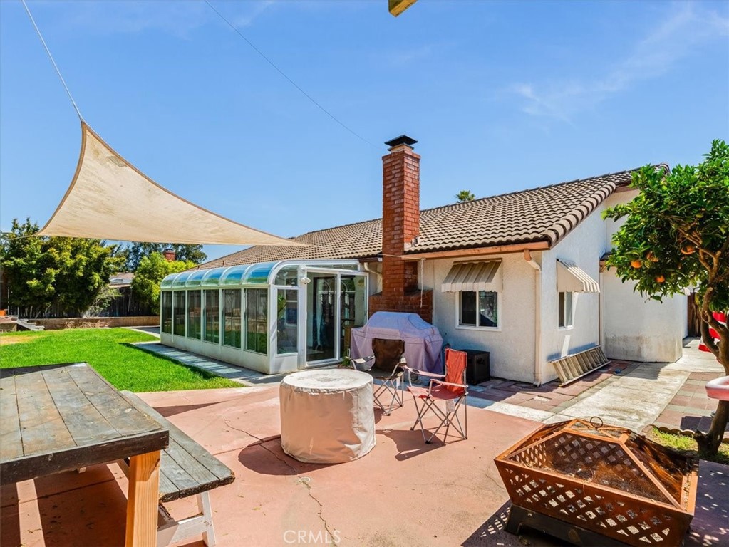 5435 Del Norte Way Santa Maria, CA 93455 - Photo 39 of 60 a outdoor view with a sitting space