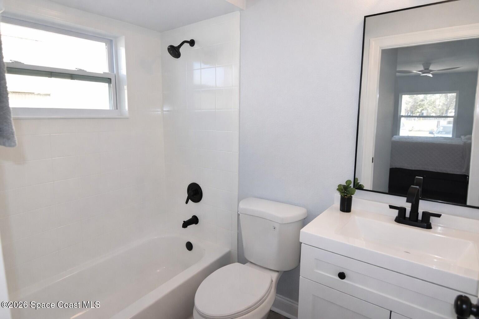 280 Spring Drive, Unit 1 Merritt Island, FL 32953 - Photo 11 of 17 primary bath