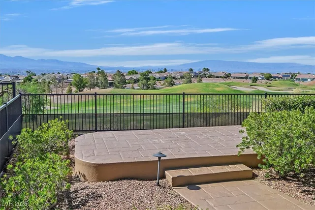 $3,300 | 2626 Portsmouth Creek Avenue, Henderson, NV 89052