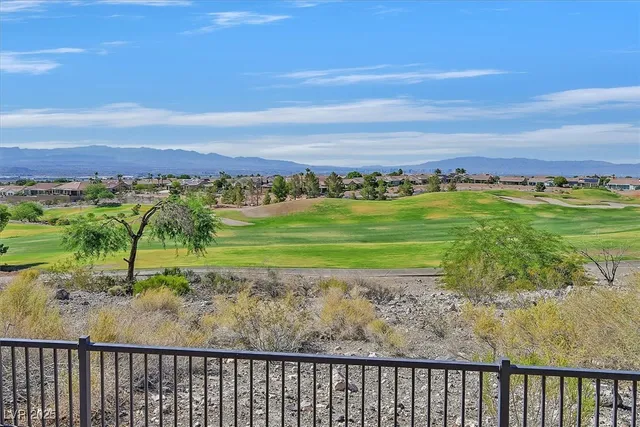 $3,300 | 2626 Portsmouth Creek Avenue, Henderson, NV 89052