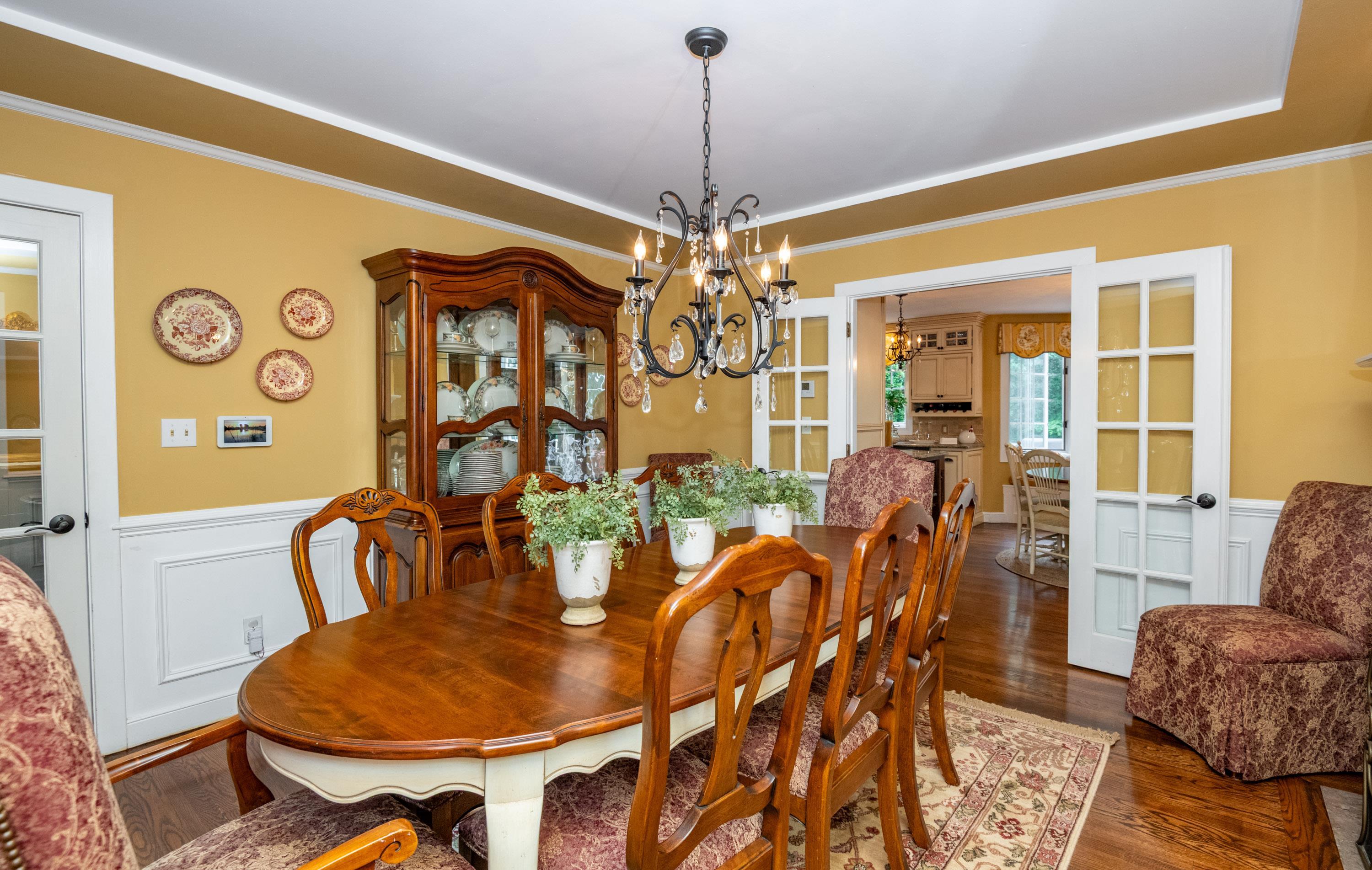 8 Coventry Lane Derry, NH 03038 - Photo 29 of 60