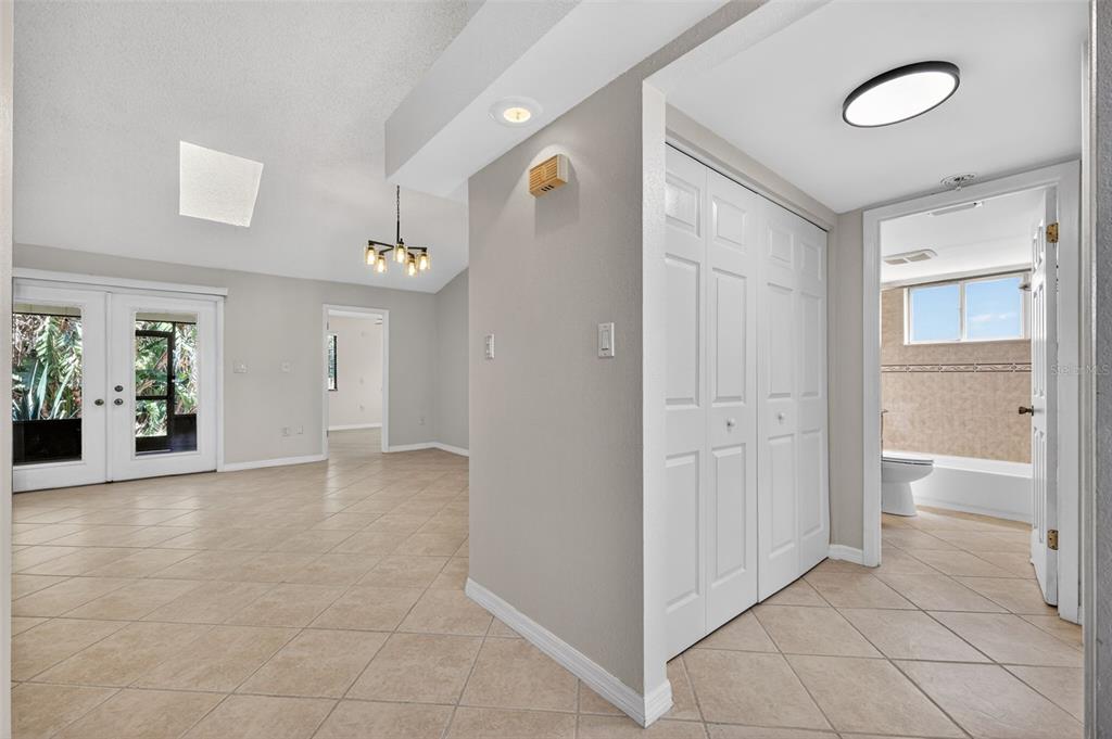 112 Anclote Road Tarpon Springs, FL 34689 - Photo 7 of 29