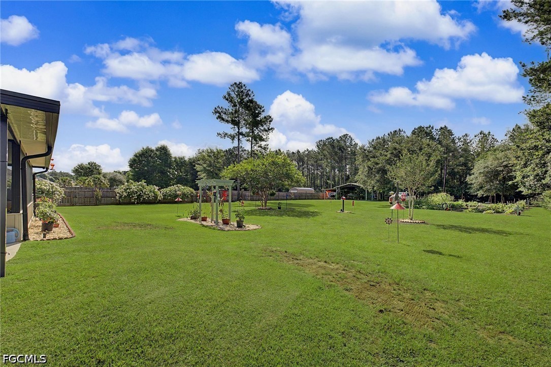 9915 Nichols Lake Road Milton, FL 32583 - Photo 27 of 39