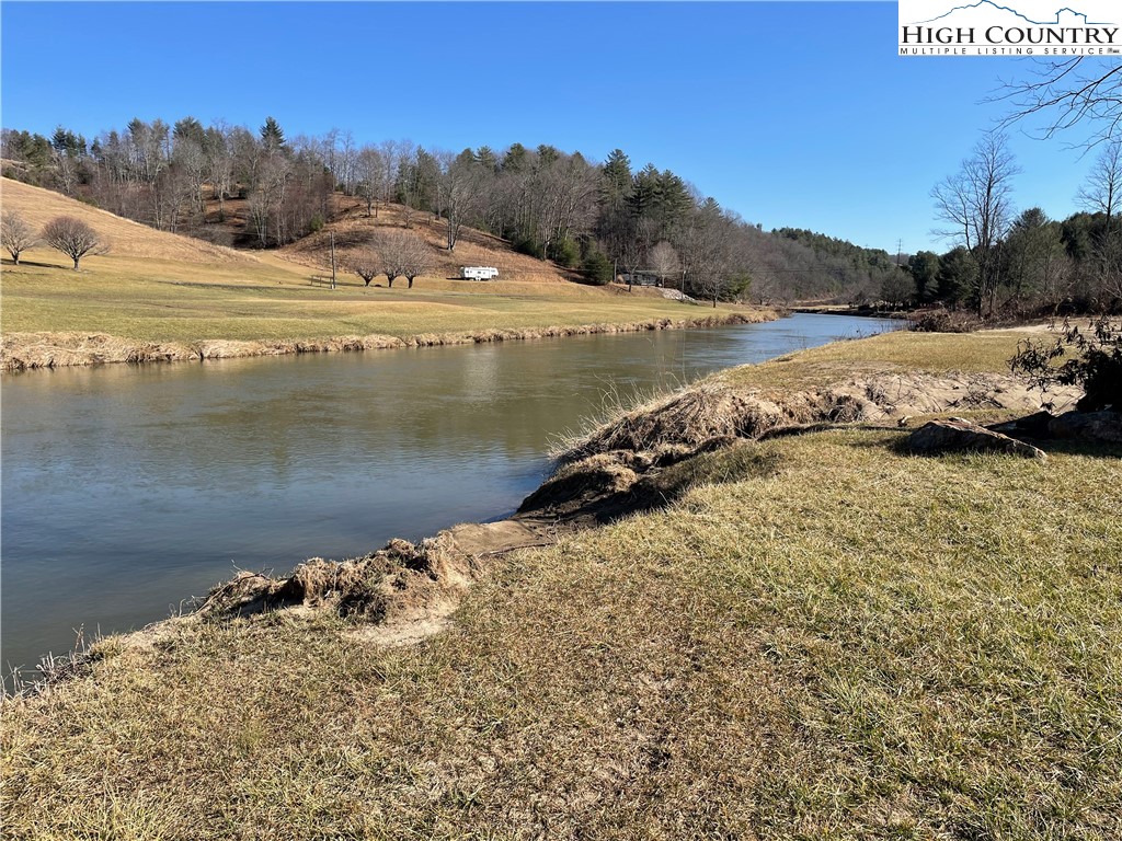 Autumn Run West Jefferson, NC 28694 - Photo 12 of 18