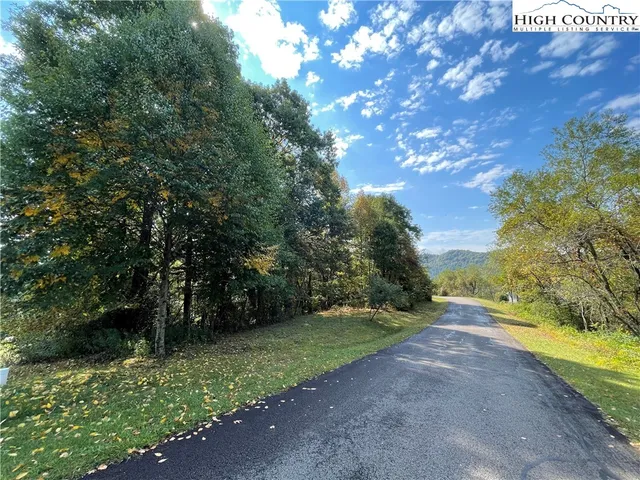 $37,900 | Autumn Run, West Jefferson, NC 28694