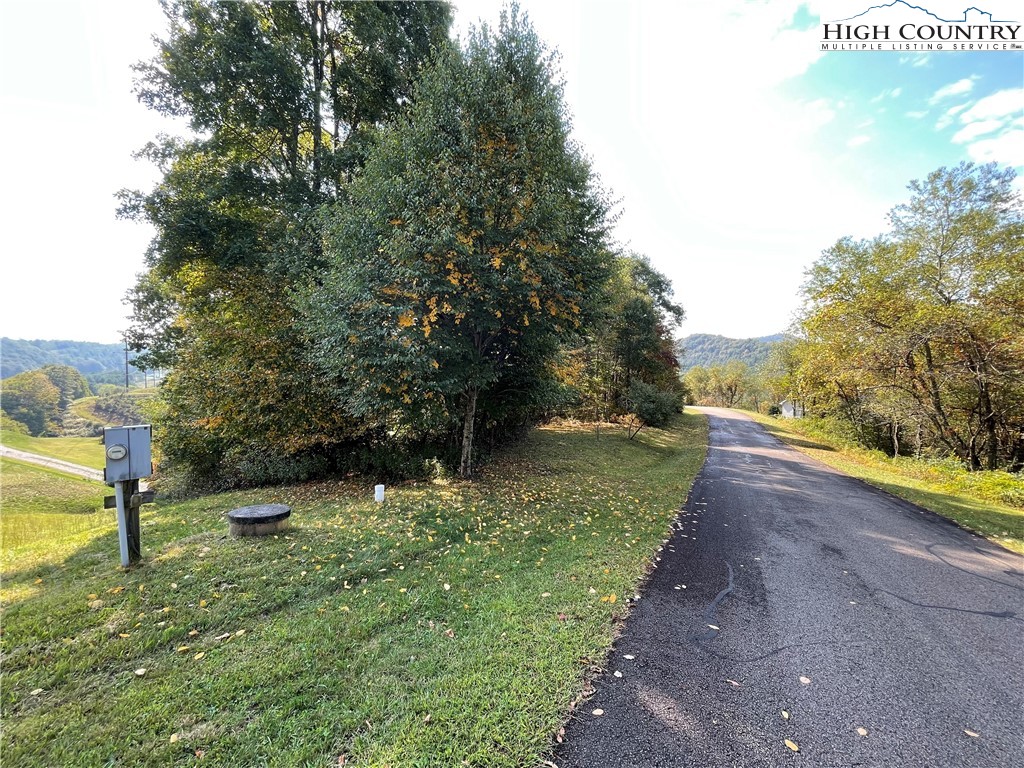 Autumn Run West Jefferson, NC 28694 - Photo 7 of 18