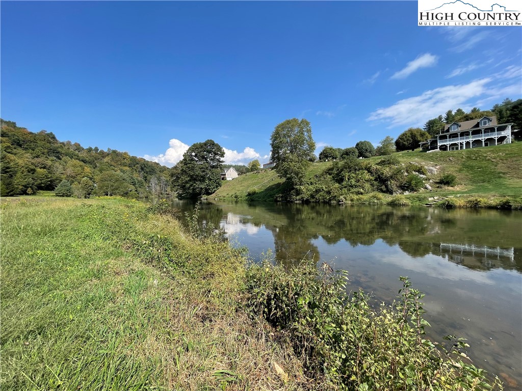 Autumn Run West Jefferson, NC 28694 - Photo 9 of 18