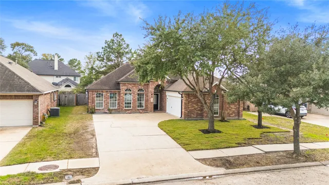 $390,000 | 3018 Schumann Oaks Drive, Spring, TX 77386