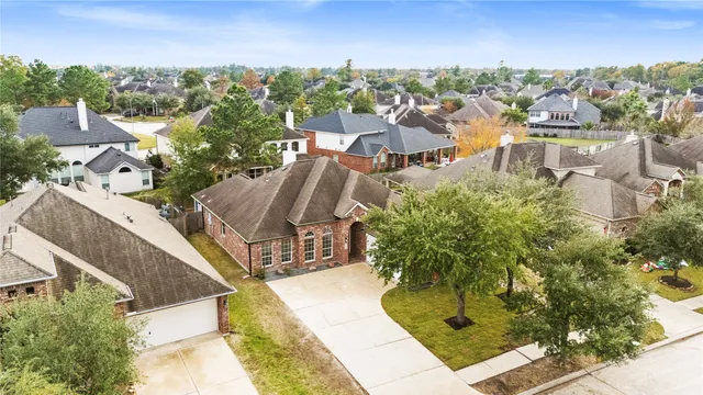 $390,000 | 3018 Schumann Oaks Drive, Spring, TX 77386