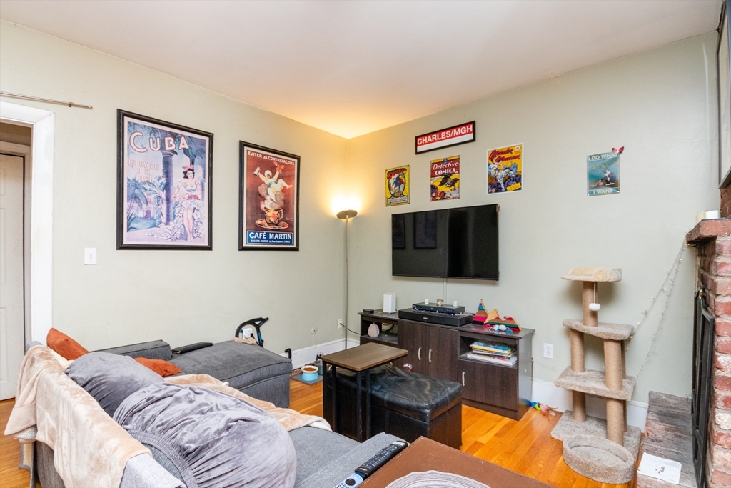 286-288 Cambridge Street, Unit 8 Boston, MA 02114 - Photo 4 of 24
