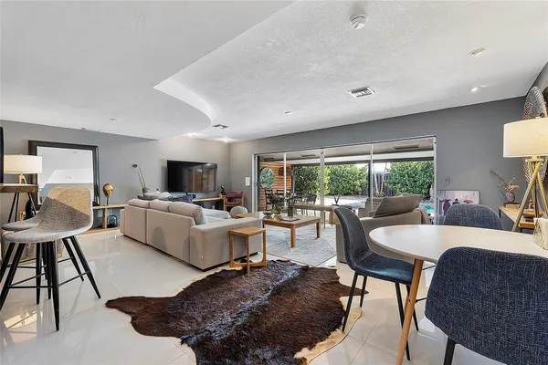 $6,500 | 5260 Northeast 17th Terrace, Fort Lauderdale, FL 33334