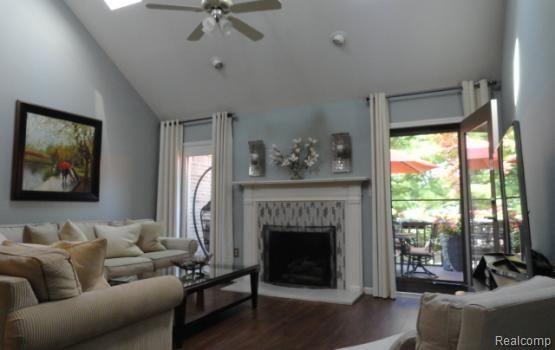 16195 Pine Ridge Drive North, Unit 41 Fraser, MI 48026 - Photo 4 of 13