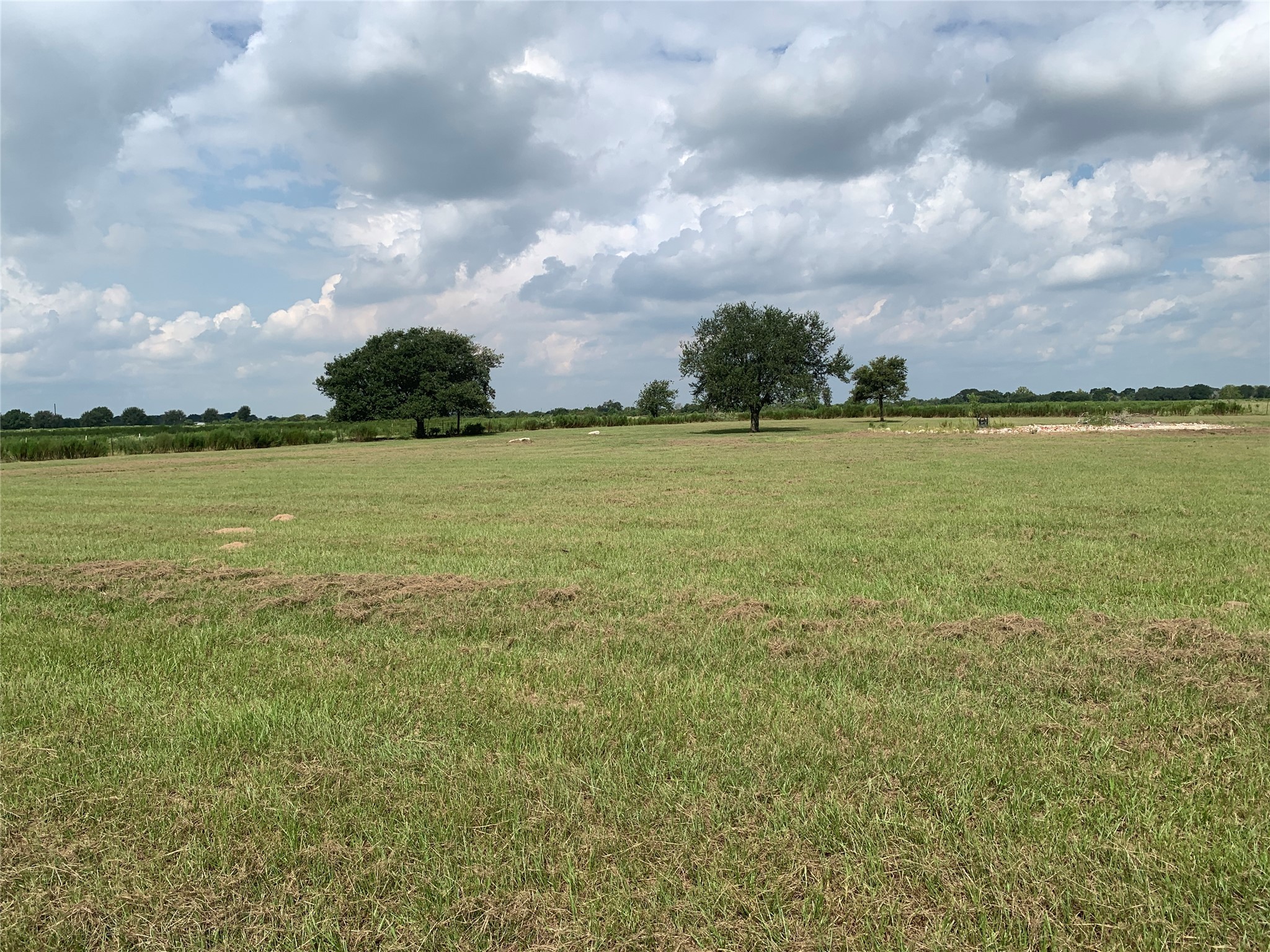 4314 Orange Hill Road Sealy, TX 77474 - Photo 8 of 13 a view of an ocean and beach