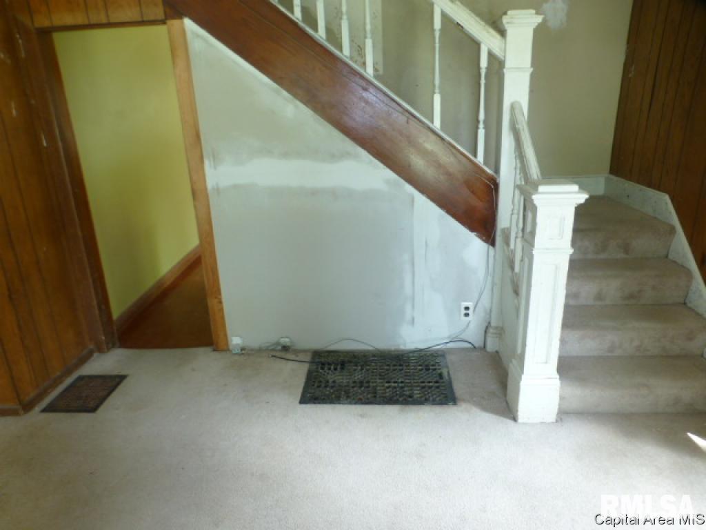 1506 North 8th Street Springfield, IL 62702 - Photo 3 of 16