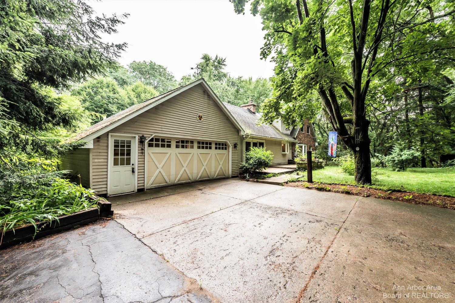 10410 Mcgregor Road Pinckney, MI 48169 - Photo 38 of 60 Photo 38