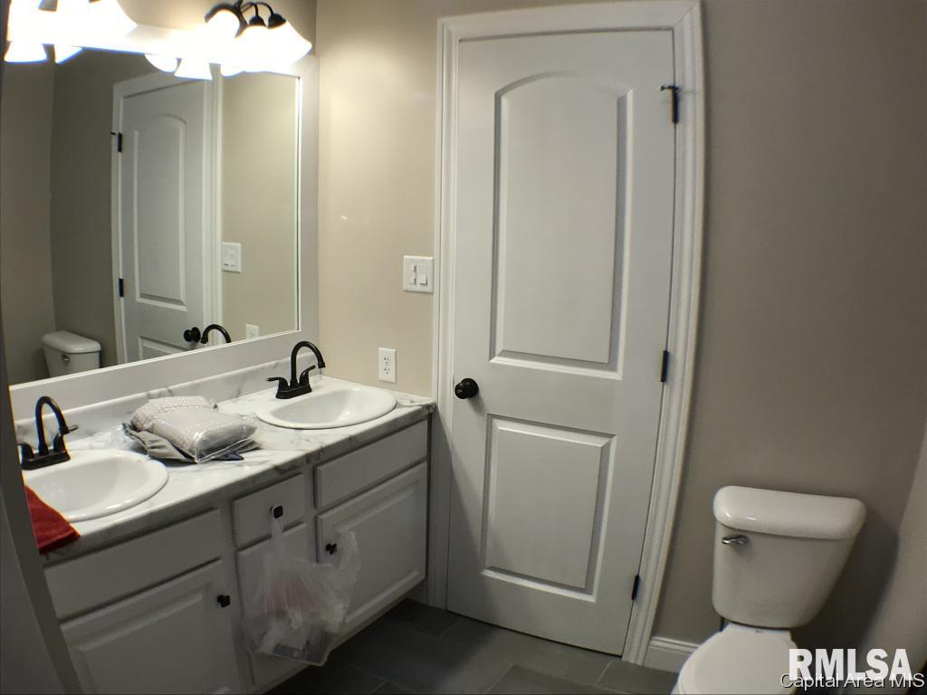 804 North 7th Street Springfield, IL 62702 - Photo 22 of 35