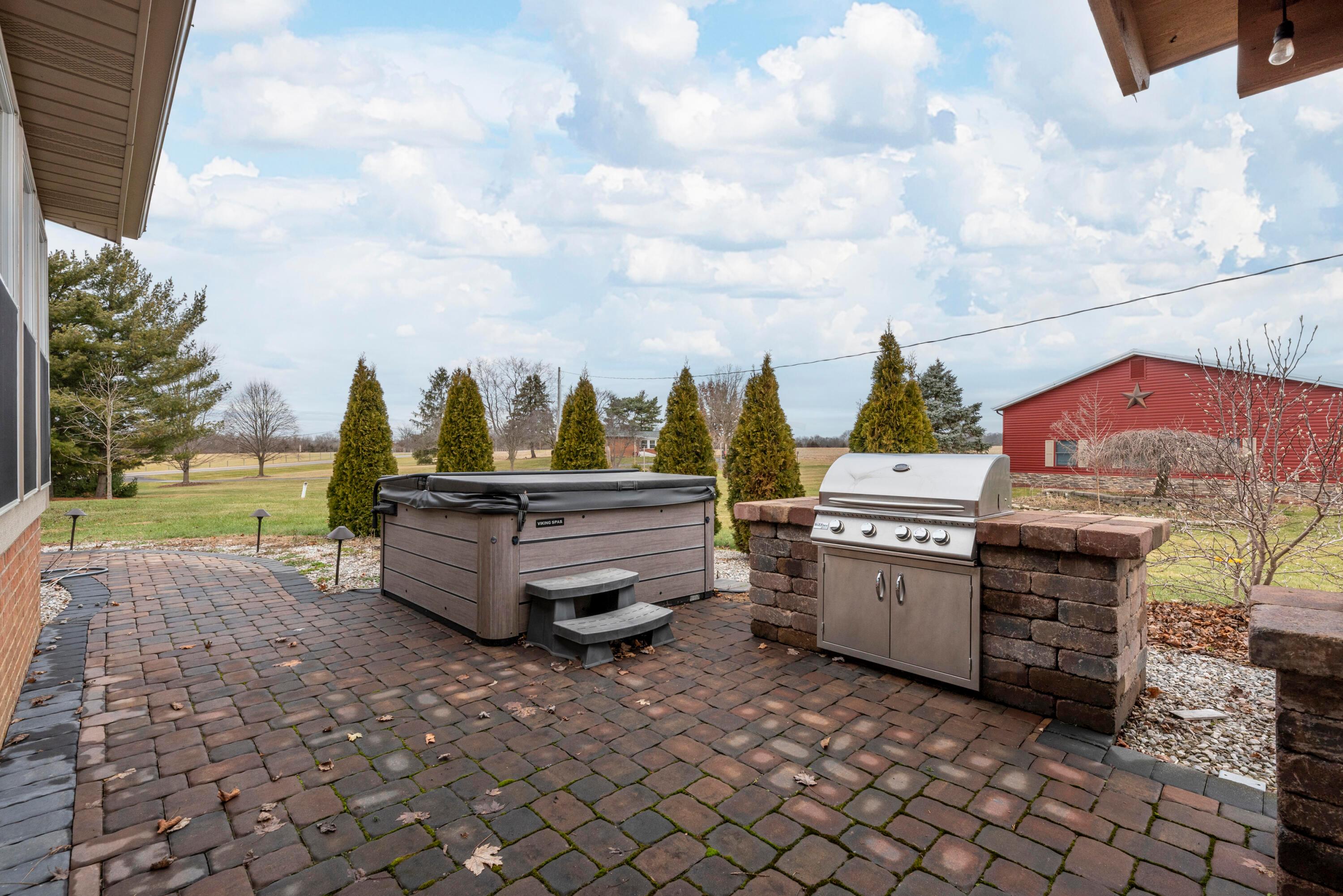 8900 Patterson Road Hilliard, OH 43026 - Photo 10 of 54 MAR_8977